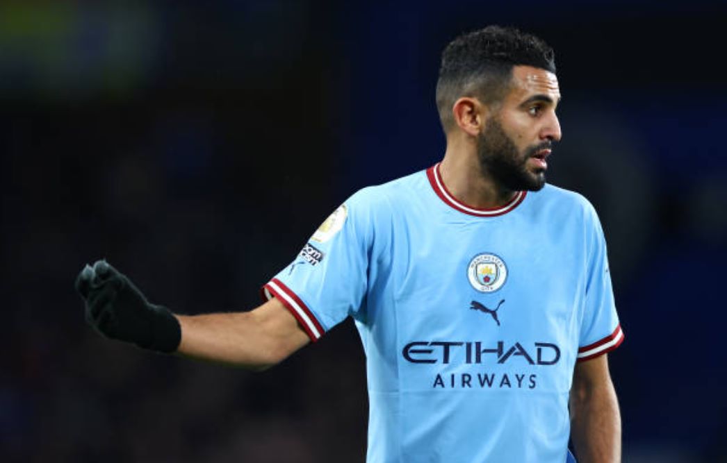 Mahrez rời Man City hè năm ngoái.